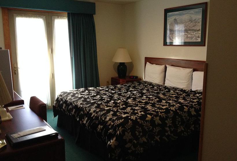 Grey Fox Inn & Resort  | Stowe | Vermont | United States 6