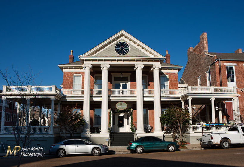 Hotel The Guest House Natchez  | Natchez | Mississippi | United States 3