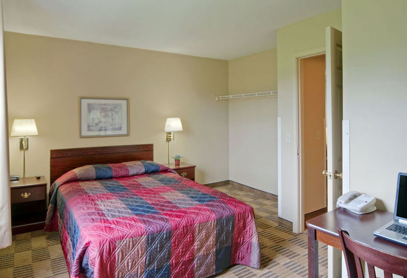 Hotel GuestHouse Suites Lenexa  | Lenexa | Kansas | United States 12