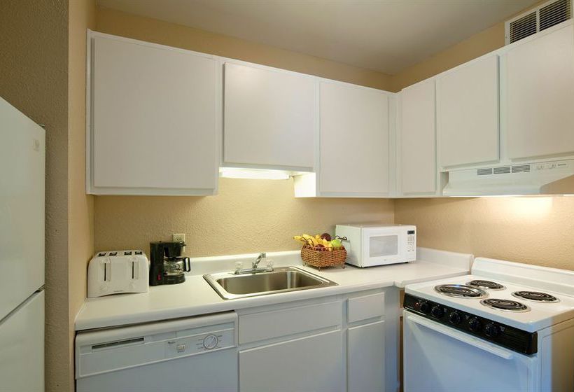 Hotel GuestHouse Suites Lenexa  | Lenexa | Kansas | United States 7