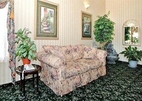 Hotel Quality Inn & Suites Elkhart  | Elkhart | Indiana | United States 3