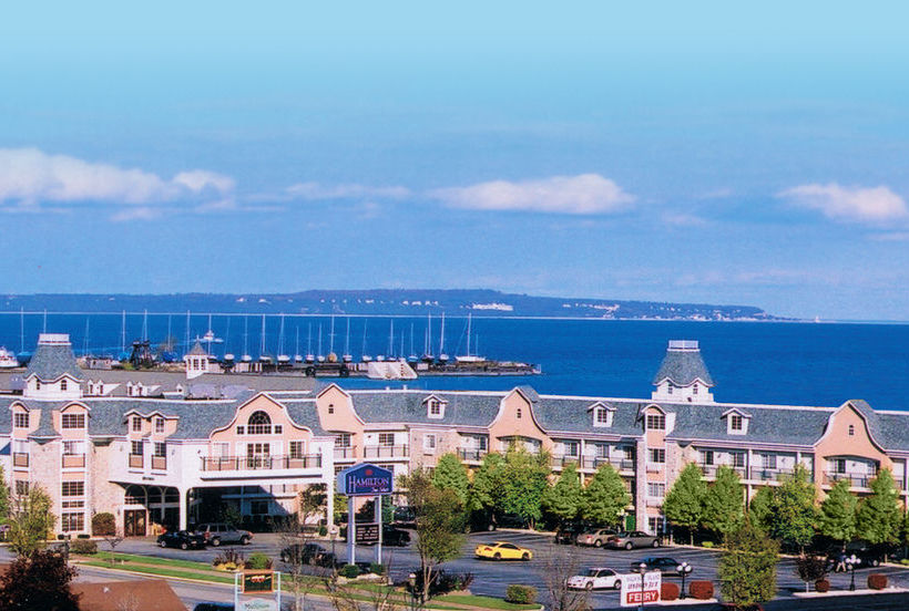 Hotel Hamilton Inn Select Beachfront Mackinaw City