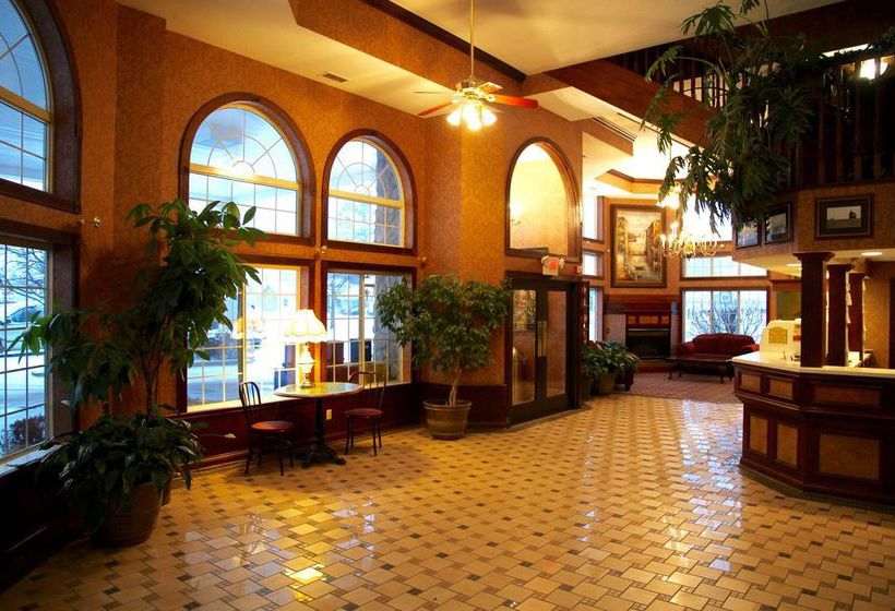 Hotel Hamilton Inn Select Beachfront  | Mackinaw City | Michigan | United States 1