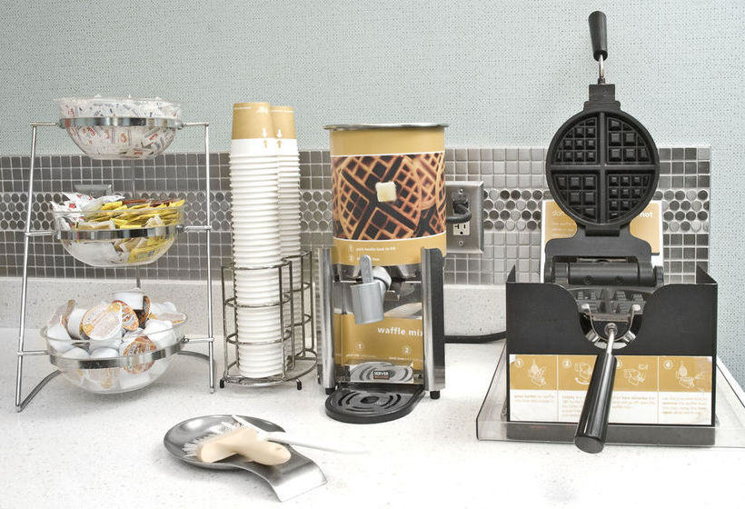 Hotel Hampton Inn Columbia I-26 Harbison Blvd.  | Columbia | South Carolina | United States 13