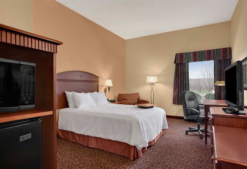 Hotel Hampton Inn Frostburg  | Frostburg | Maryland | United States 11