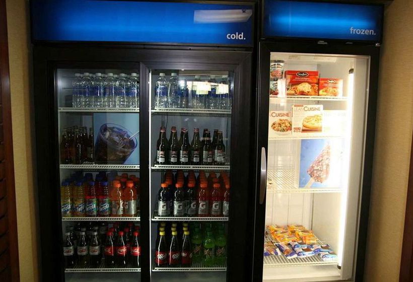 Hotel Country Inn & Suites By Carlson Sandusky South  | Milan | Ohio | Hotel negli Stati Uniti 2