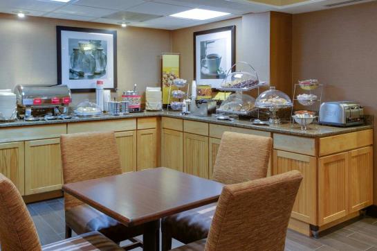 Hotel Hampton Inn Chester  | Chester | Virginia | Hotel negli Stati Uniti 16