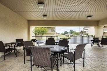 Hotel Hampton Inn Paris Ky Lake Area  | Paris | Tennessee | United States 5