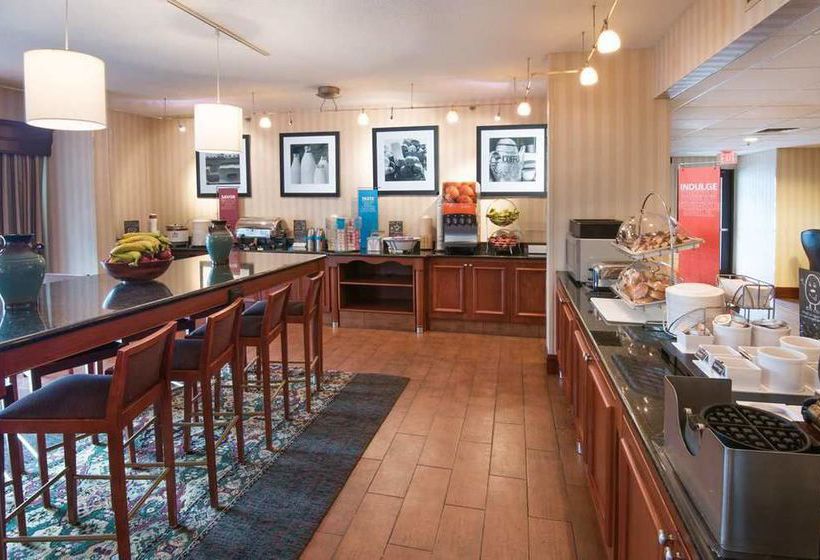 Hotel Hampton Inn Bridgeport Clarksburg  | Bridgeport | West Virginia | United States 17