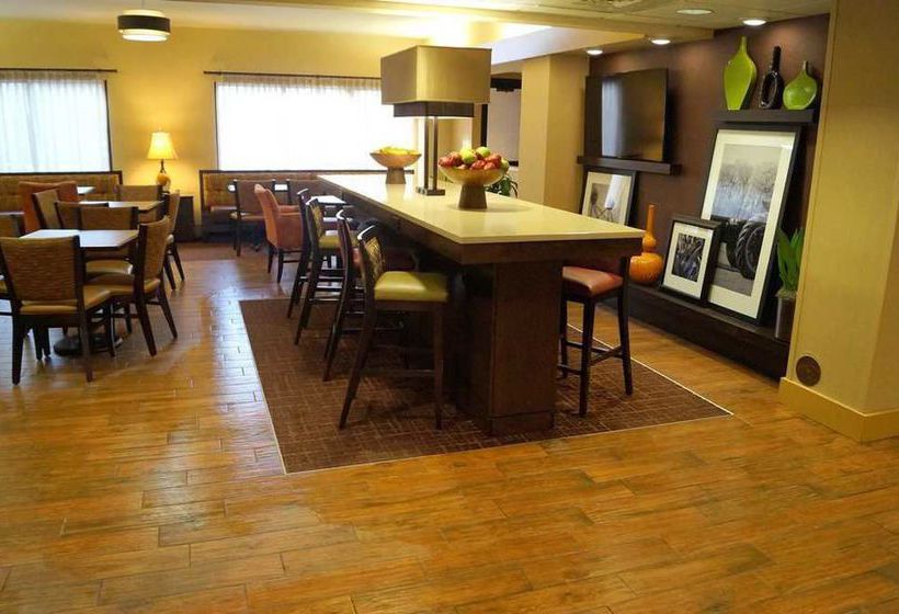 Hotel Hampton Inn Altoona  | Altoona | Pennsylvania | United States 11