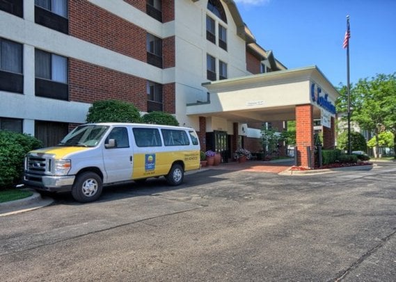 Hotel Comfort Inn Near Greenfield Village  | Dearborn | Michigan | United States 1