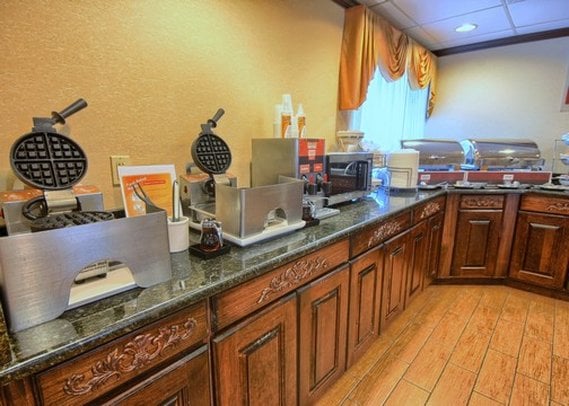 Hotel Comfort Inn Near Greenfield Village  | Dearborn | Michigan | United States 15