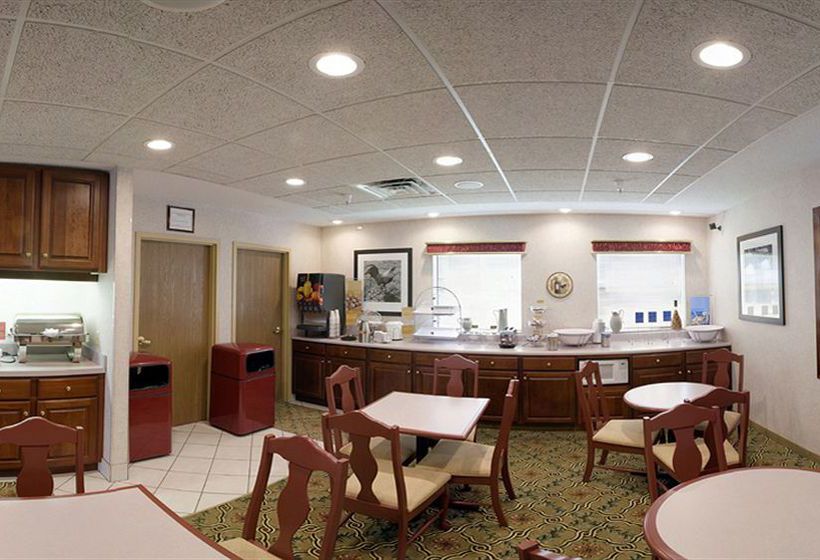 Hotel Hampton Inn Elkhart  | Elkhart | Indiana | United States 2