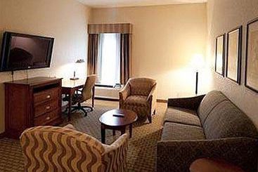 Hotel Baymont Inn & Suites Gainesville  | Alexandria | Louisiana | United States 1