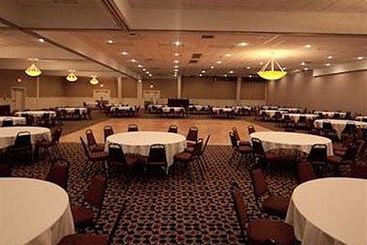 Hotel Baymont Inn & Suites Gainesville  | Alexandria | Louisiana | United States 10