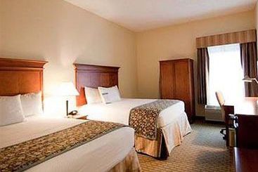 Hotel Baymont Inn & Suites Gainesville  | Alexandria | Louisiana | United States 2