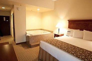 Hotel Baymont Inn & Suites Gainesville  | Alexandria | Louisiana | United States 7