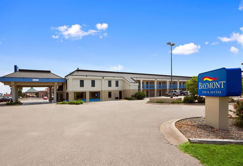 Hotel Baymont Inn & Suites Hays  | Hays | Kansas | United States 12