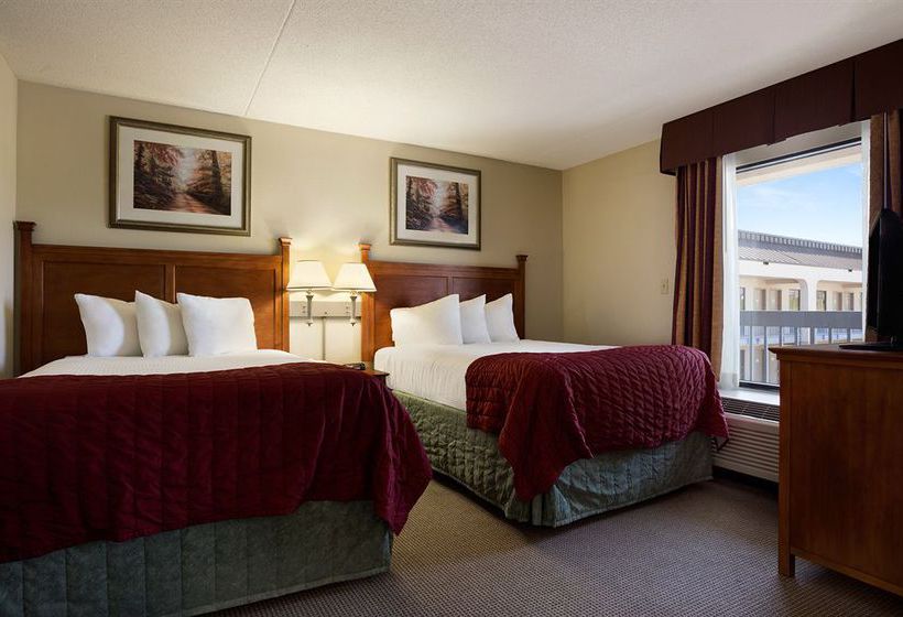 Hotel Baymont Inn & Suites Hays  | Hays | Kansas | United States 13