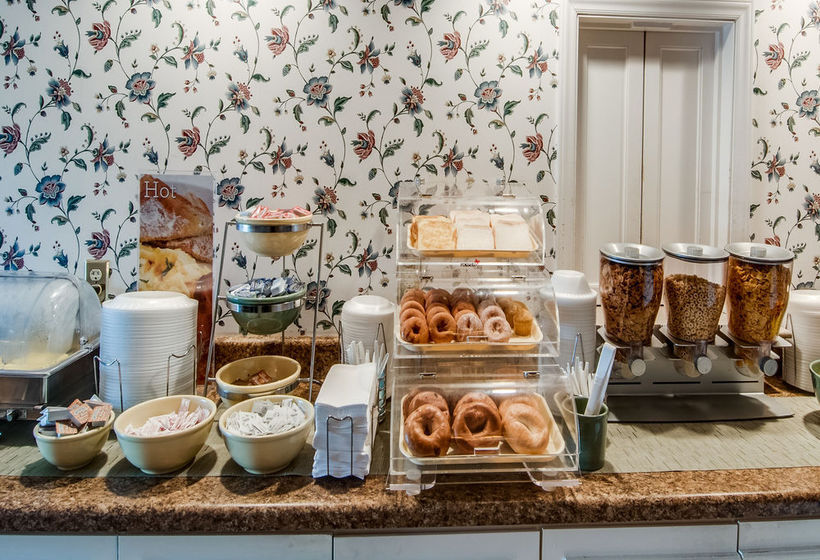 Hotel Quality Inn Tanglewood  | Roanoke | Virginia | United States 3