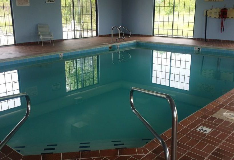 Hotel Quality Inn  | Michigan City | Indiana | United States 8