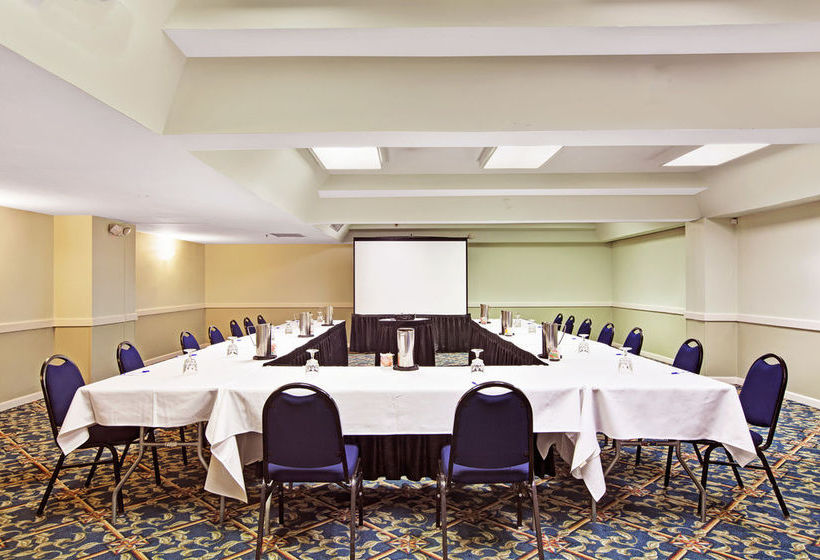 Hotel Baymont Inn & Suites Houston- Sam Houston Parkway  | Houston | Texas | United States 7