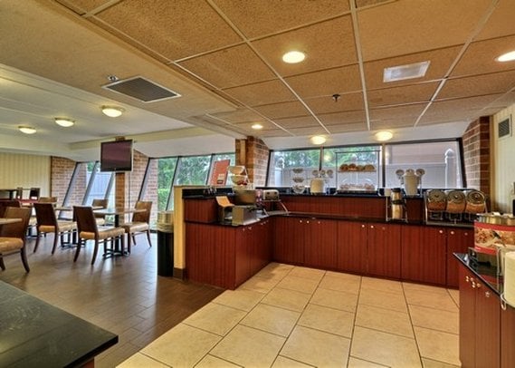 Hotel Hampton Inn Lansing  | Lansing | Michigan | United States 20