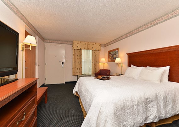 Hotel Hampton Inn Lynchburg  | Lynchburg | Virginia | United States 4
