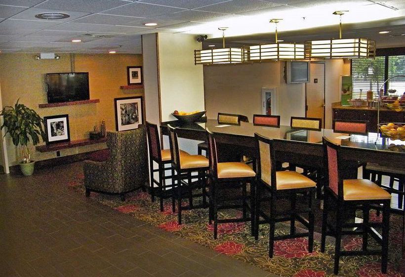 Hotel Hampton Inn Norfolk Chesapeake (Greenbrier Area)  | Chesapeake | Virginia | United States 2