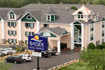 Bayside Hotel of Mackinac Michigan