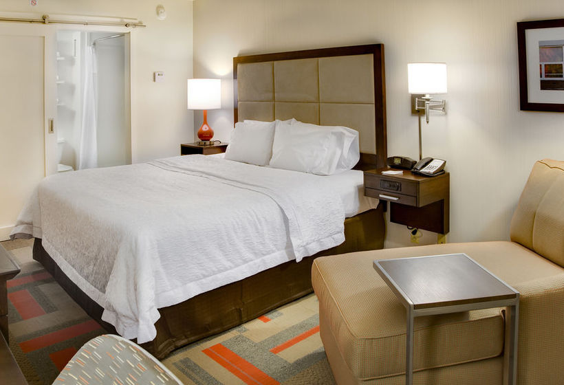 Hotel Hampton Inn Harrisonburg - University  | Harrisonburg | Virginia | United States 17