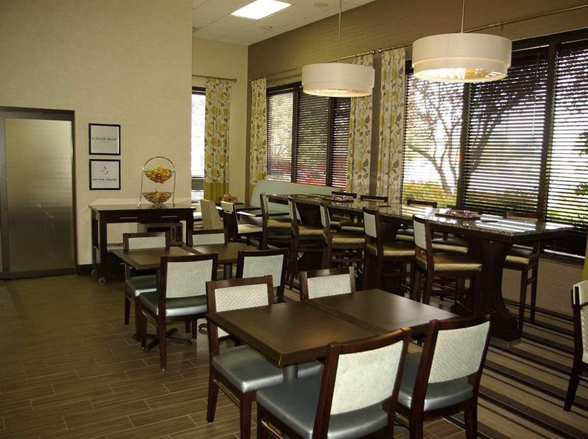 Hotel Hampton Inn Norfolk-Naval Base  | Norfolk | Virginia | United States 11
