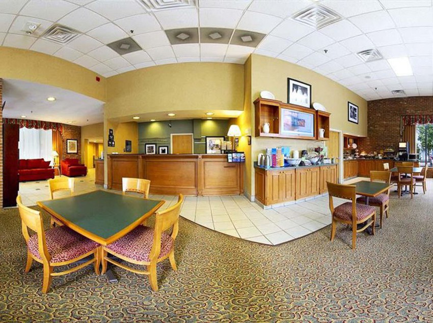 Hotel Hampton Inn Norfolk-Naval Base  | Norfolk | Virginia | United States 3
