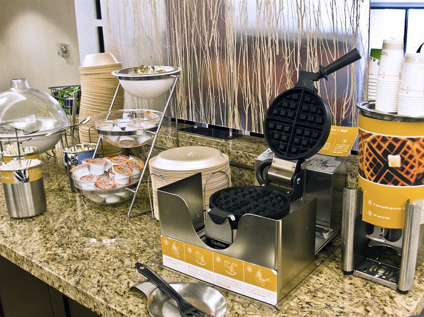 Hotel Hampton Inn Portsmouth  | Portsmouth | New Hampshire | United States 9