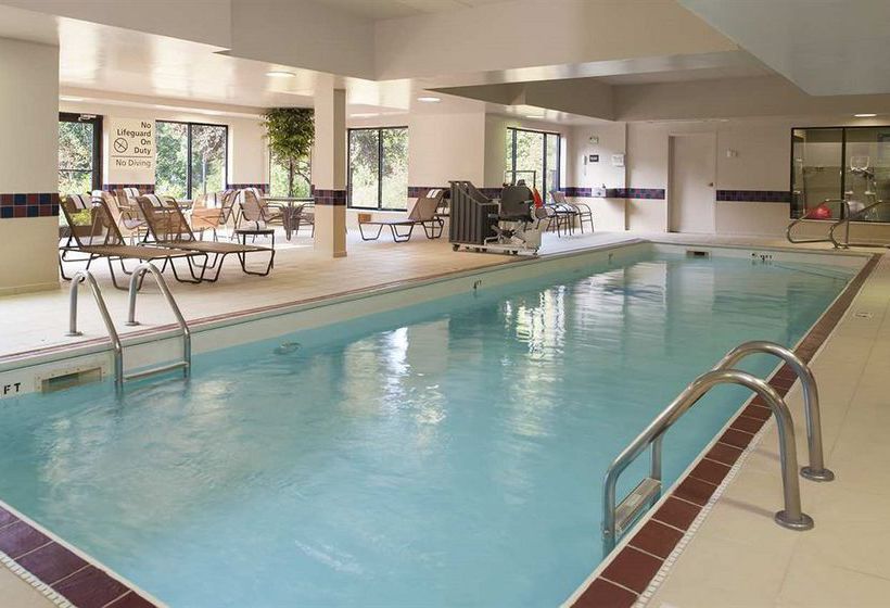 Hotel Hampton Inn & Suites Kokomo  | Kokomo | Indiana | United States 17