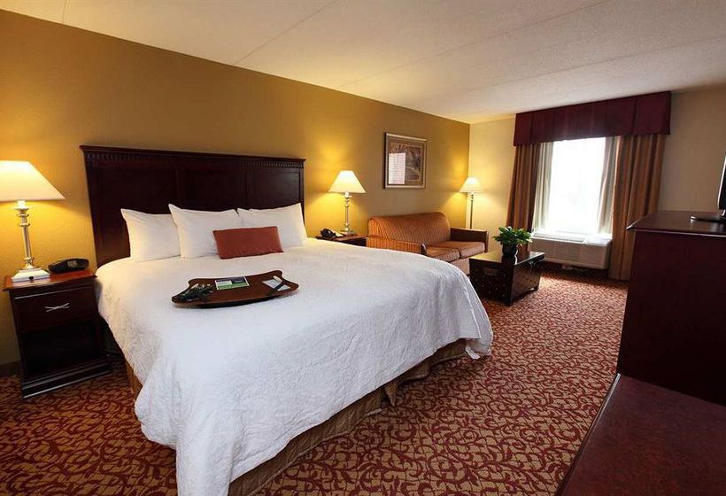 Hotel Hampton Inn & Suites Charlottesville-At The University  | Charlottesville | Virginia | United States 8