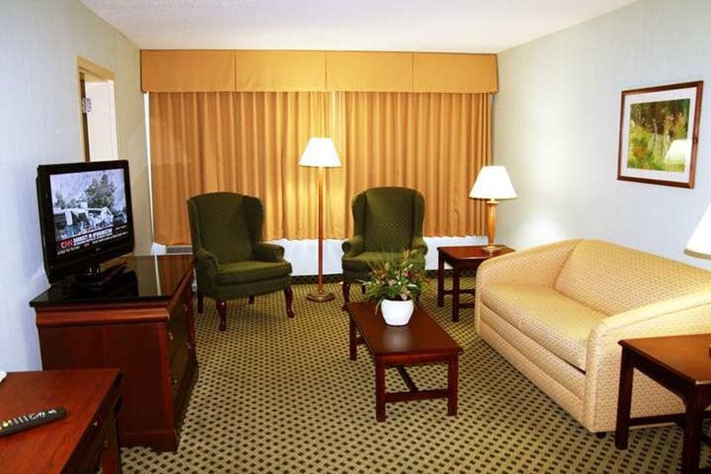 Hotel Hampton Inn Roanoke-Airport  | Roanoke | Virginia | United States 4
