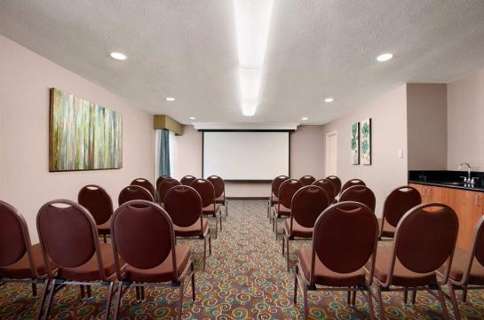 Hotel Comfort Inn Cadillac  | Cadillac | Michigan | Estados Unidos 13