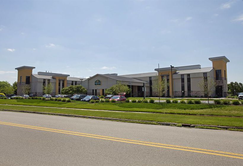 Hotel La Quinta Inn & Suites Detroit Metro Airport Romulus Michigan