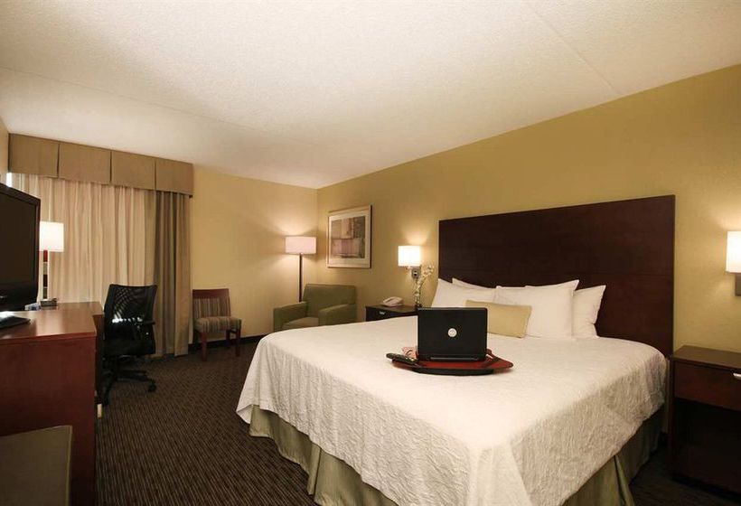 Hotel Hampton Inn Columbus Dublin