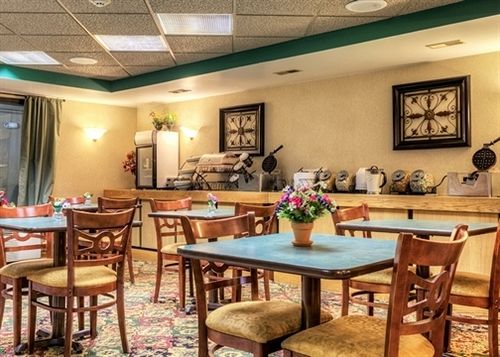 Hotel Value Inn & Suites Knoxville  | Knoxville | Tennessee | United States 1