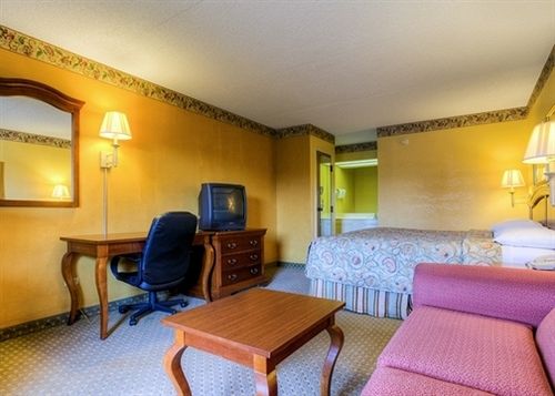 Hotel Value Inn & Suites Knoxville  | Knoxville | Tennessee | United States 15
