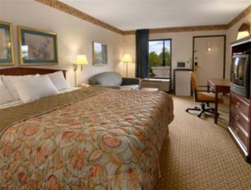 Hotel Value Inn & Suites Knoxville  | Knoxville | Tennessee | United States 18