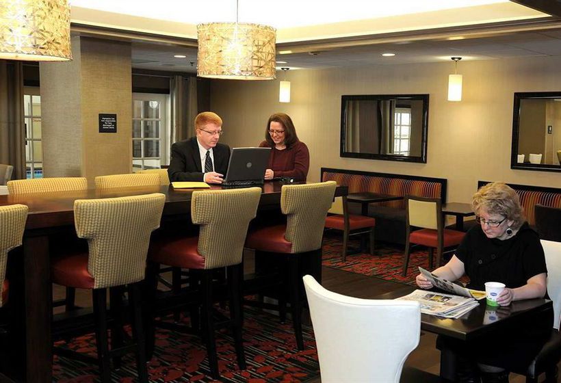 Hotel Hampton Inn Charleston-Southridge  | Charleston | West Virginia | United States 4