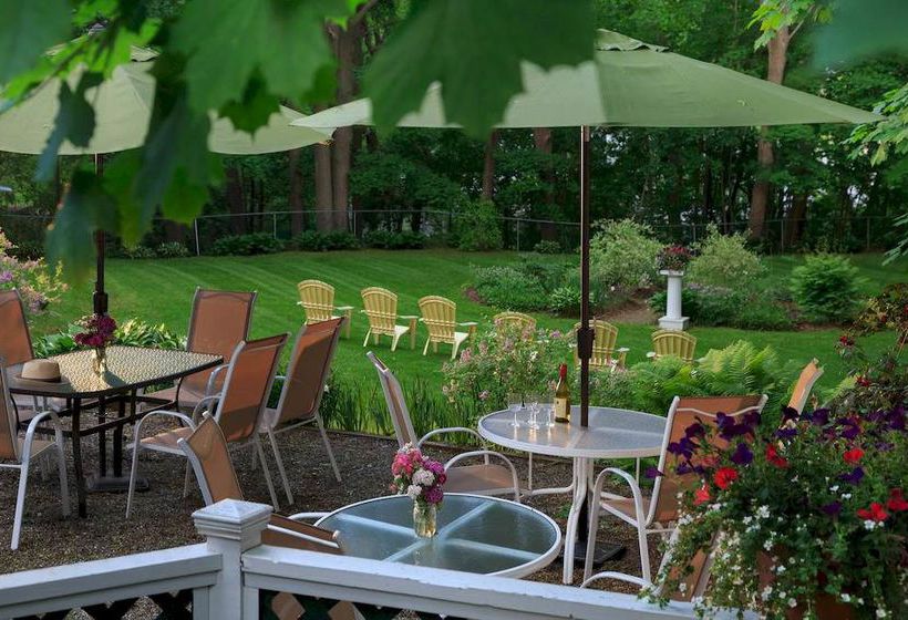 Hotel Hawthorn Inn  | Camden | Maine | United States 13