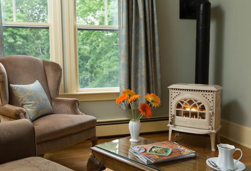 Hotel Hawthorn Inn  | Camden | Maine | United States 20