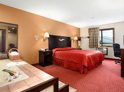 Hotel Howard Johnson Inn Waterloo Cedar Falls  | Waterloo | Iowa | United States 3