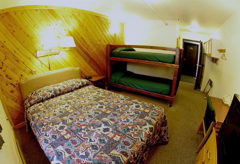 Hotel Hibernation House Whitefish Montana