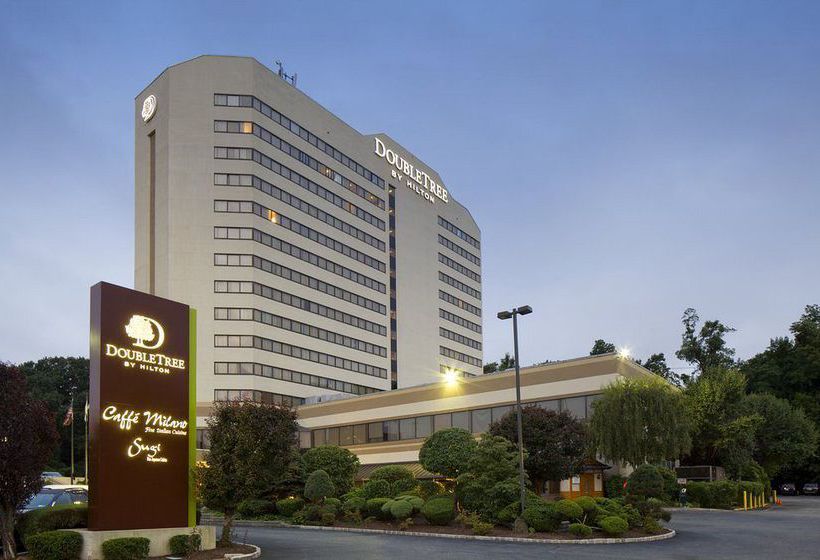 DoubleTree by Hilton Hotel Fort Lee George Washington Bridge