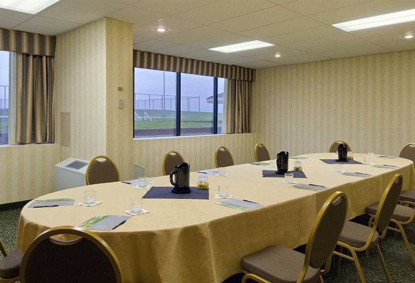 Hotel Hilton Kansas City Airport  | Kansas City | Missouri | United States 17